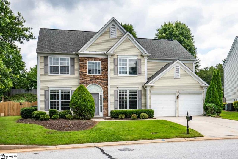 Property image 2 at 30 Collier Lane, Greer, SC 29650