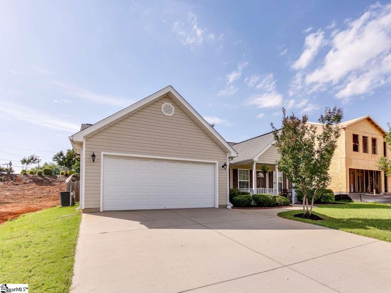 Property image 2 at 308 Winston Lane, Roebuck, SC 29376-2954