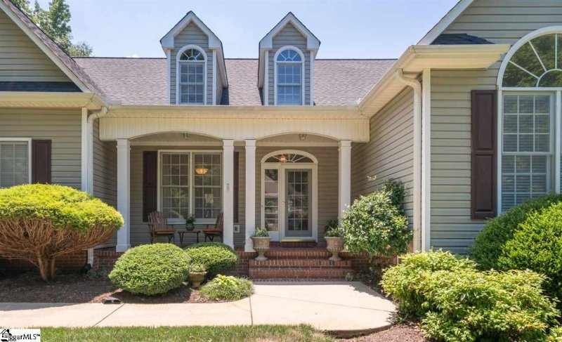 Property image 4 at 203 Dunrobin Lane, Simpsonville, SC 29681