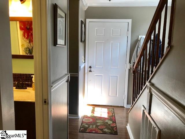 Property image 3 at 105 Village Court, Greer, SC 29651