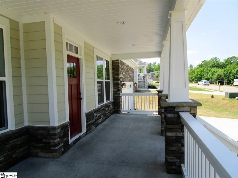 Property image 4 at 350 Serendipity Lane, Spartanburg, SC 29301