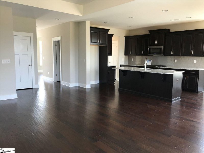 Property image 4 at 584 Serendipity Lane, Spartanburg, SC 29301