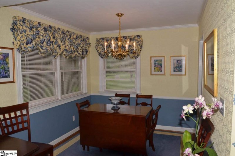 Property image 4 at 22 Brentwood Drive, Greenville, SC 29609