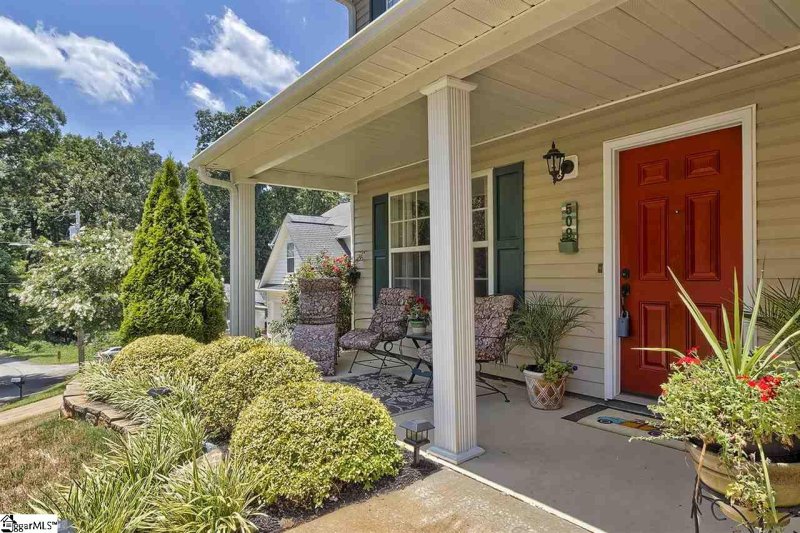 Property image 3 at 509 Oak Circle, Easley, SC 29640