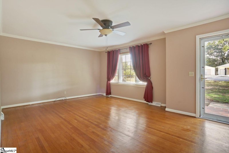 Property image 5 at 110 Highland Road, Duncan, SC 29334