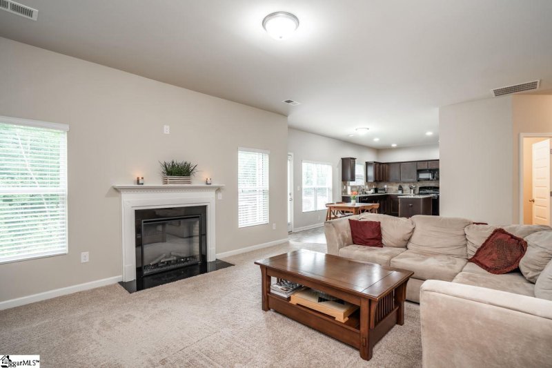 Property image 2 at 116 Winespring Place, Simpsonville, SC 29681