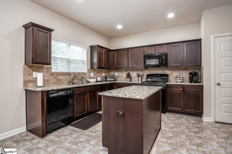 Property image 4 at 116 Winespring Place, Simpsonville, SC 29681