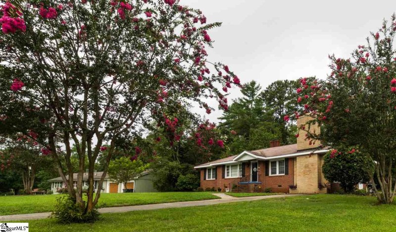 Property image 4 at 710 Adams Street, Seneca, SC 29678