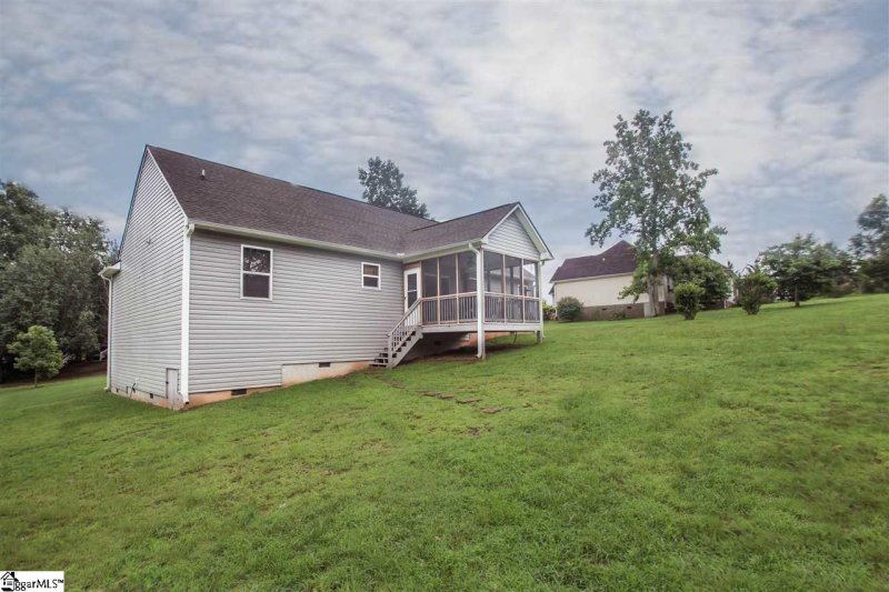 Property image 4 at 112 Hallmark Circle, Easley, SC 29642