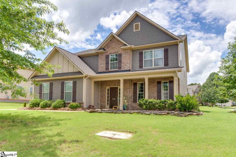 119 Carlton Creek Drive