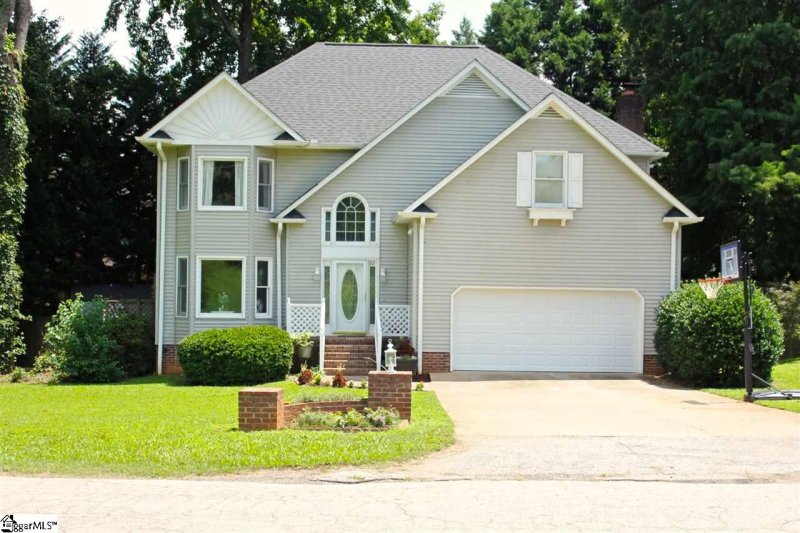 62 Oak Grove Lake Road