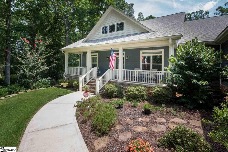 Property image 3 at 203 Valley Oaks Drive, Greenville, SC 29617