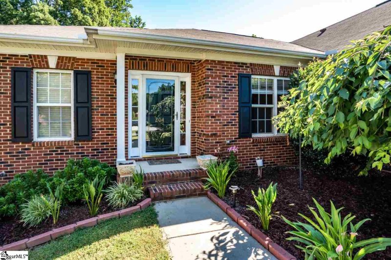 Property image 3 at 204 Mare Court, Simpsonville, SC 29681