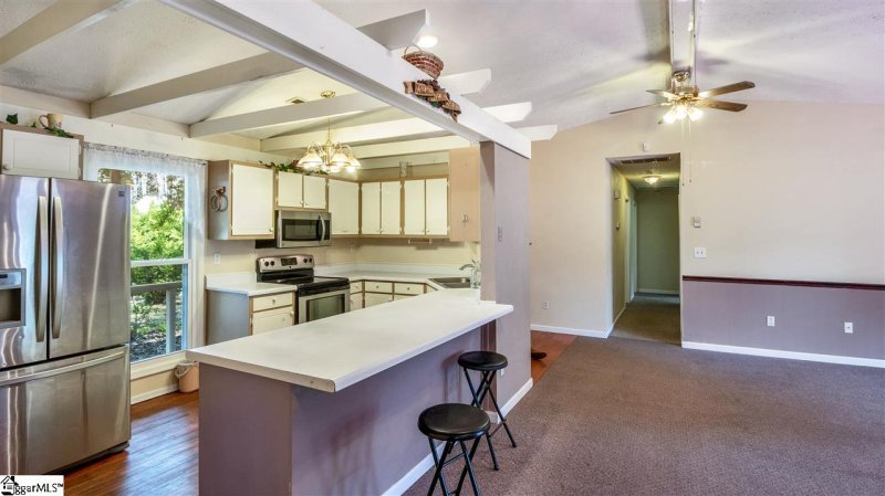 Property image 3 at 903 Antioch Church Road, Greenville, SC 29605