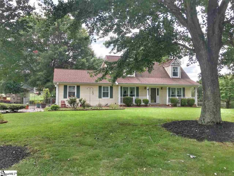 Property image 2 at 12 Angela Drive, Inman, SC 29349