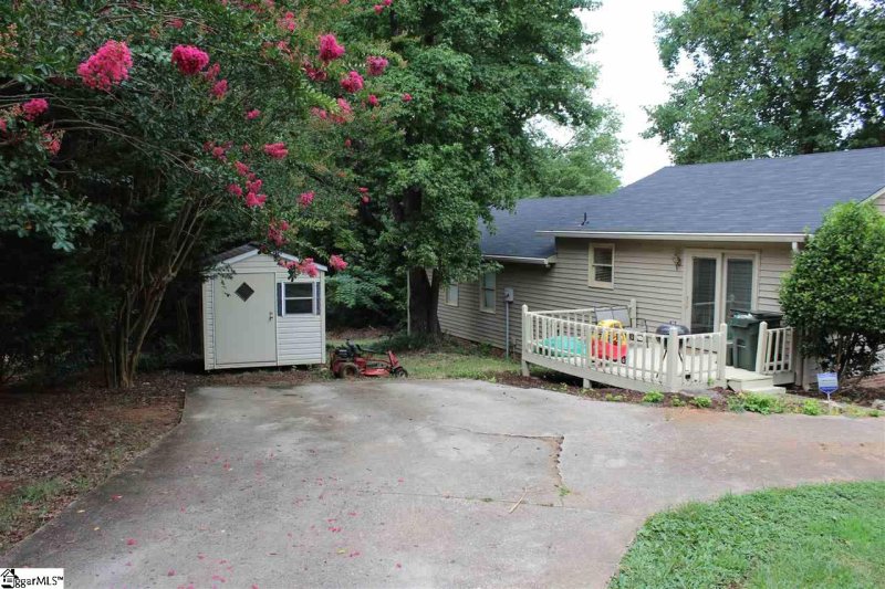 Property image 4 at 419 Bentcreek Drive, Greer, SC 29650
