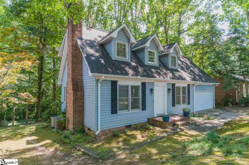 210 Bendingwood Circle