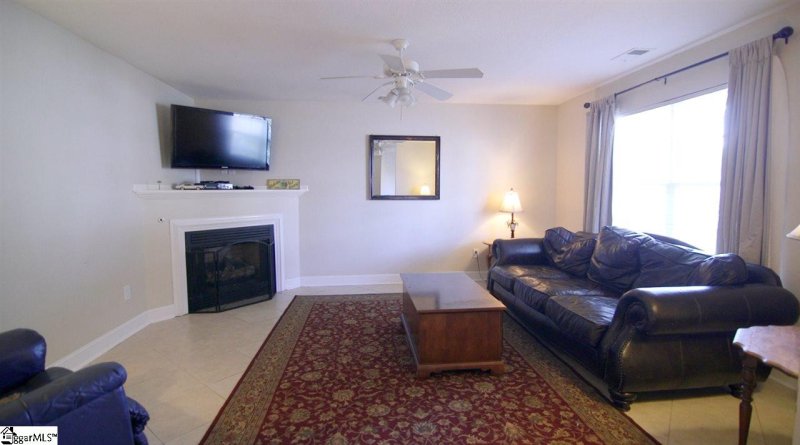Property image 3 at 120 Kingscreek Drive, Greer, SC 29650