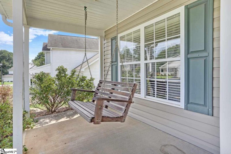 Property image 3 at 102 Maximus Drive, Greer, SC 29651