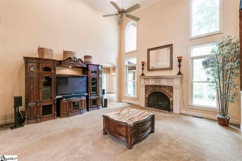 Property image 4 at 215 Devereux Court, Easley, SC 29642