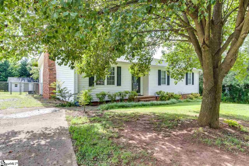 Property image 3 at 109 Country Glen, Pelzer, SC 29669