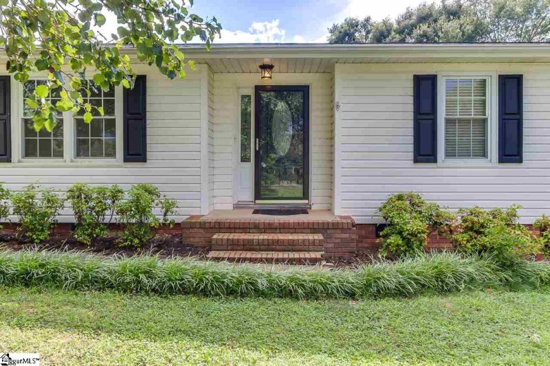 Property image 4 at 109 Country Glen, Pelzer, SC 29669