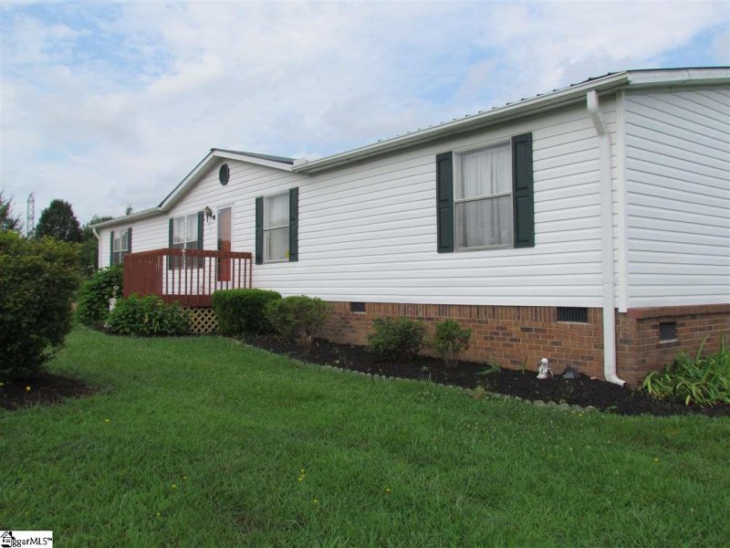 Property image 3 at 103 Sterling Bridge Road, Greenville, SC 29611