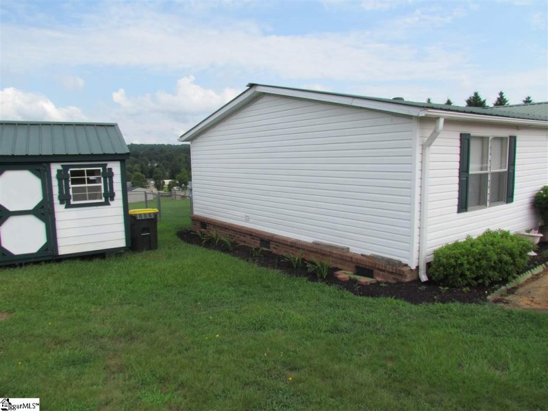 Property image 5 at 103 Sterling Bridge Road, Greenville, SC 29611