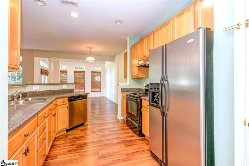 Property image 3 at 321 Majesty Court, Greenville, SC 29615