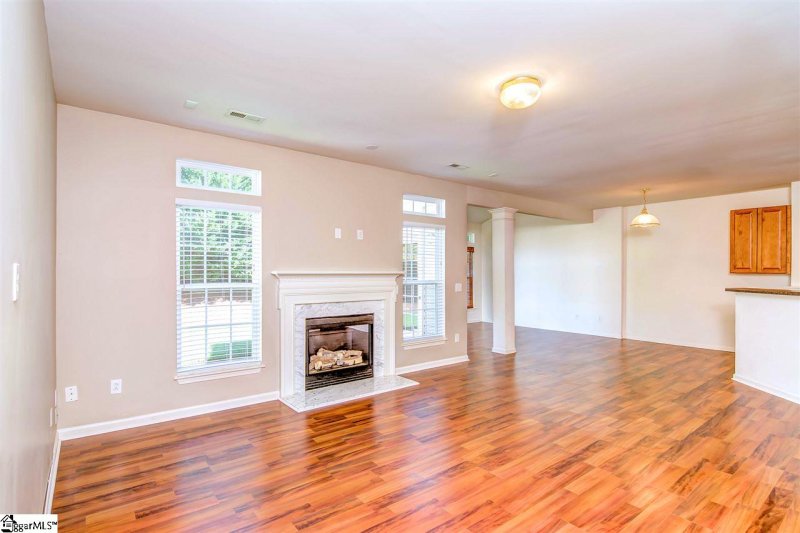 Property image 4 at 321 Majesty Court, Greenville, SC 29615