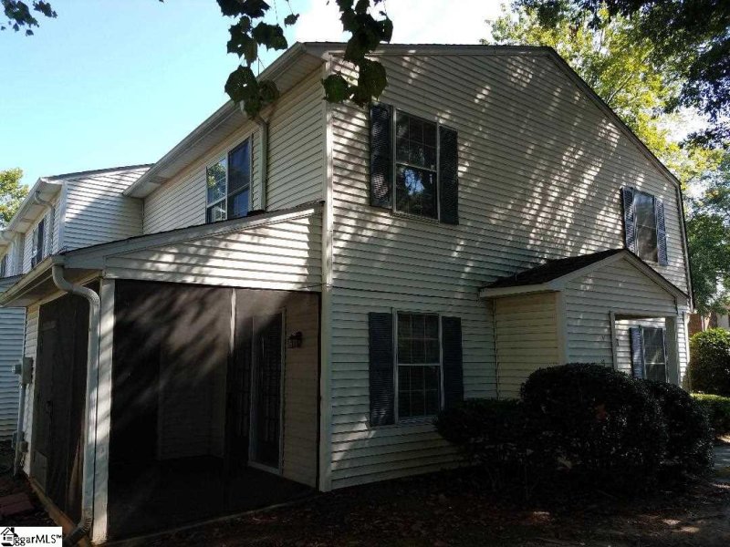 Property image 3 at 116 shady tree Drive, Taylors, SC 29687