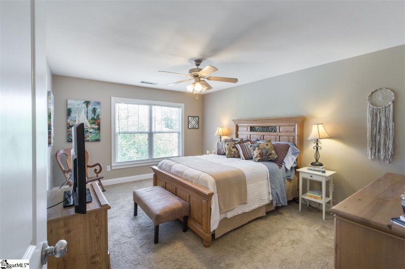 Property image 4 at 302 Shallow Drive, Taylors, SC 29687