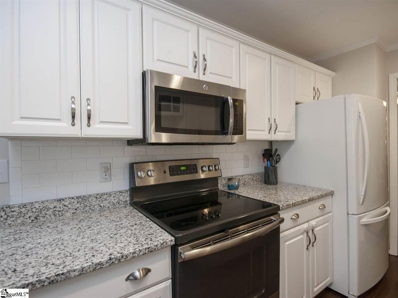 Property image 4 at 900 N Main Street, Greenville, SC 29609