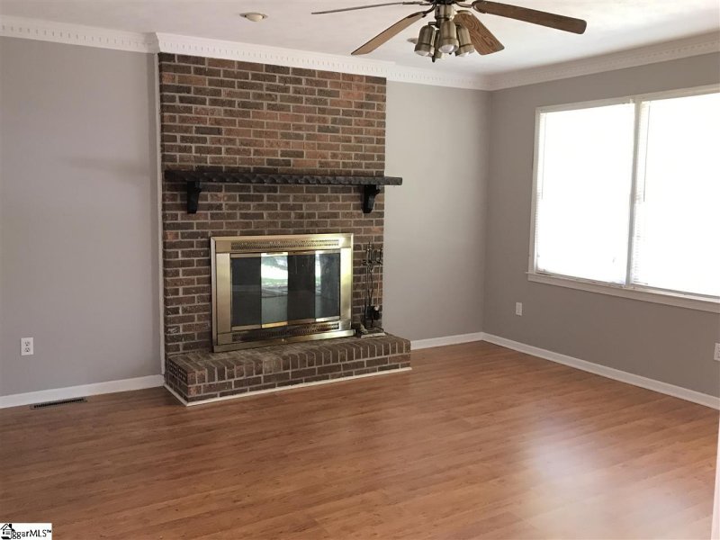 Property image 4 at 104 Carla Court, Easley, SC 29642