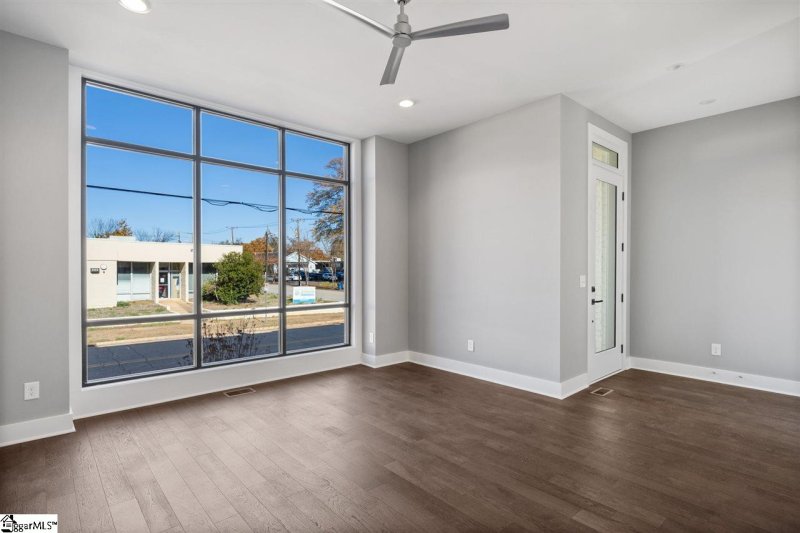 Property image 3 at 605 Arlington Avenue, Greenville, SC 29601