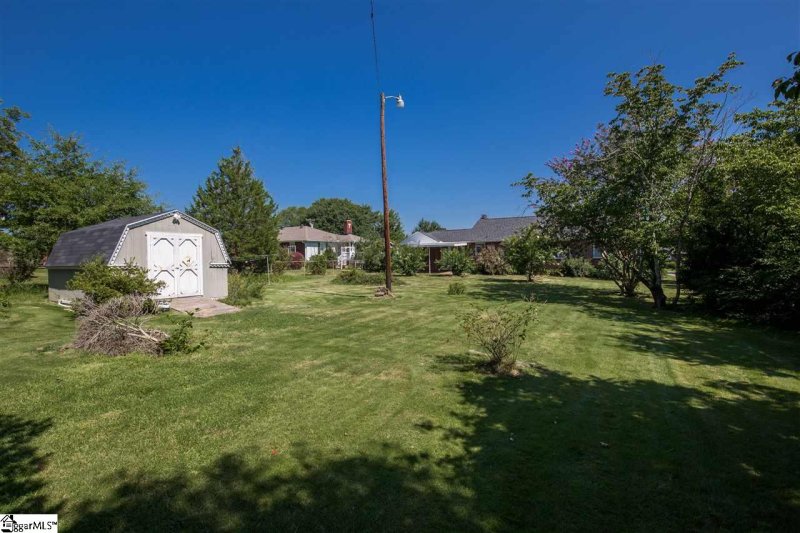 Property image 4 at 9 Cole Road, Greenville, SC 29611