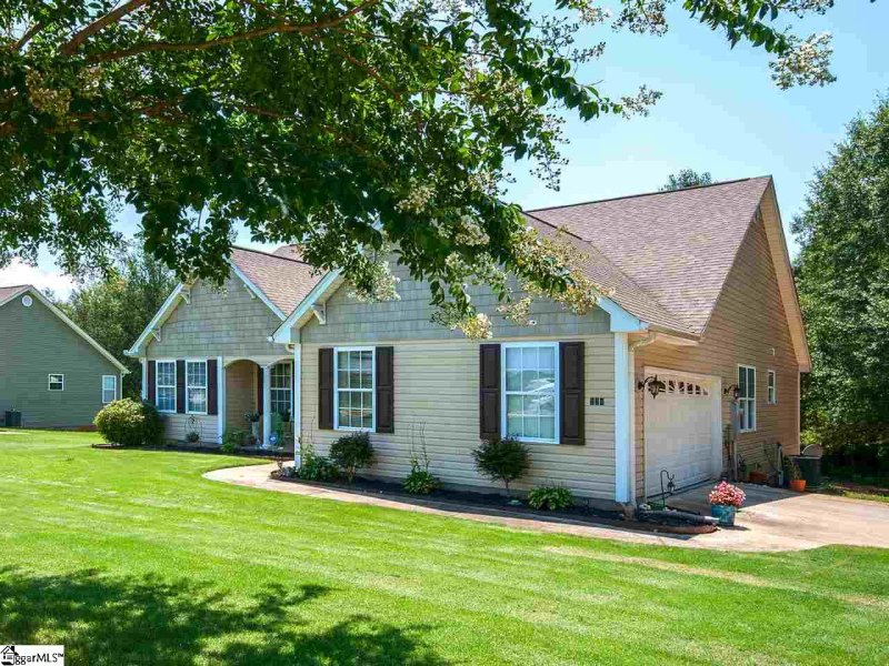 Property image 3 at 124 Abners Run Drive, Greer, SC 29651