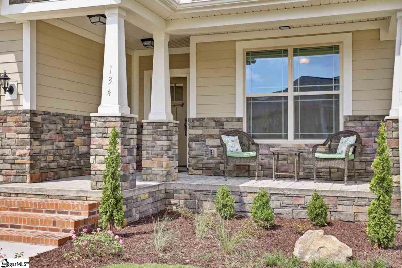 Property image 3 at 134 Benton Park Drive, Powdersville, SC 29642