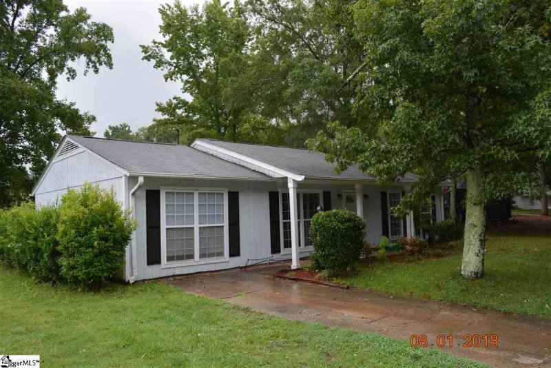 Property image 2 at 311 Idlewild Avenue, Greenville, SC 29605