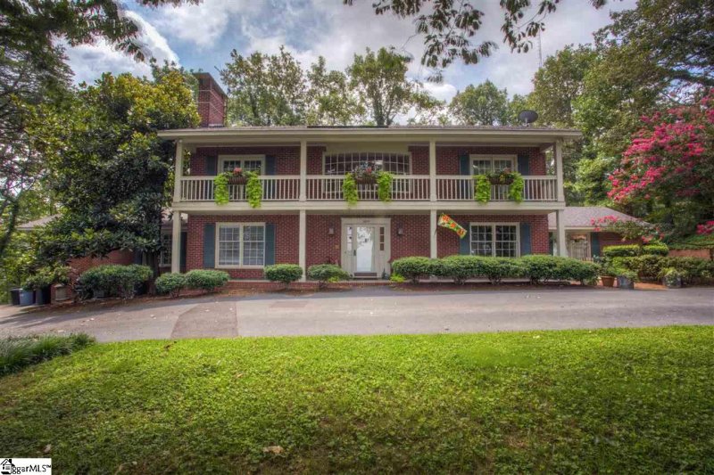 Property image 2 at 1489 Altamont Road, Greenville, SC 29609