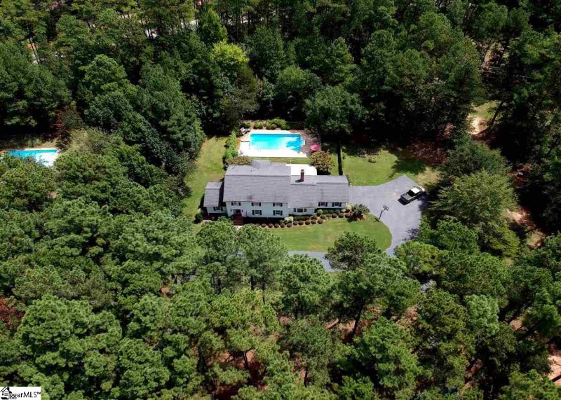 Property image 4 at 106 Wilderness Drive, Laurens, SC 29360