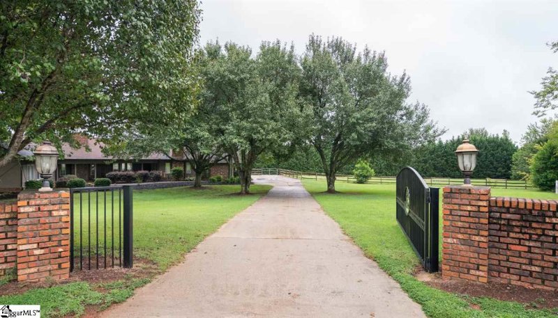 Property image 4 at 105 High Plains Road, Simpsonville, SC 29681