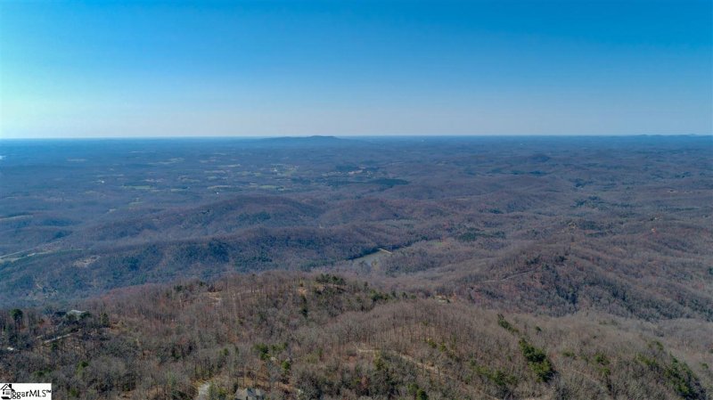 Property image 2 at 35 Falling Star Way, Landrum, SC 29356