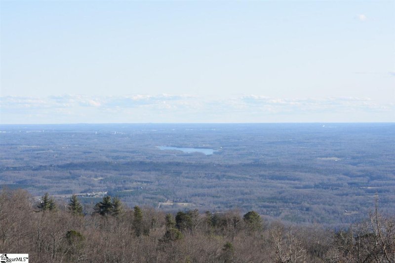 Property image 4 at 35 Falling Star Way, Landrum, SC 29356