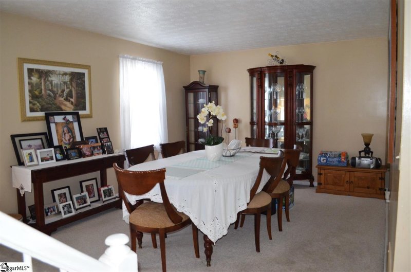 Property image 3 at 2 Briarstone Court, Mauldin, SC 29662