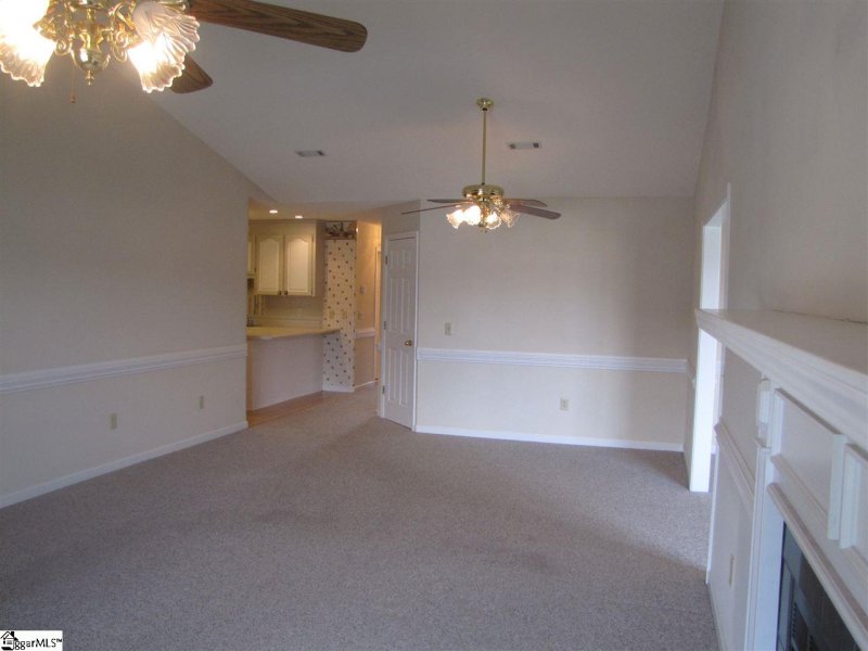 Property image 2 at 110 Waterford Way, Easley, SC 29642