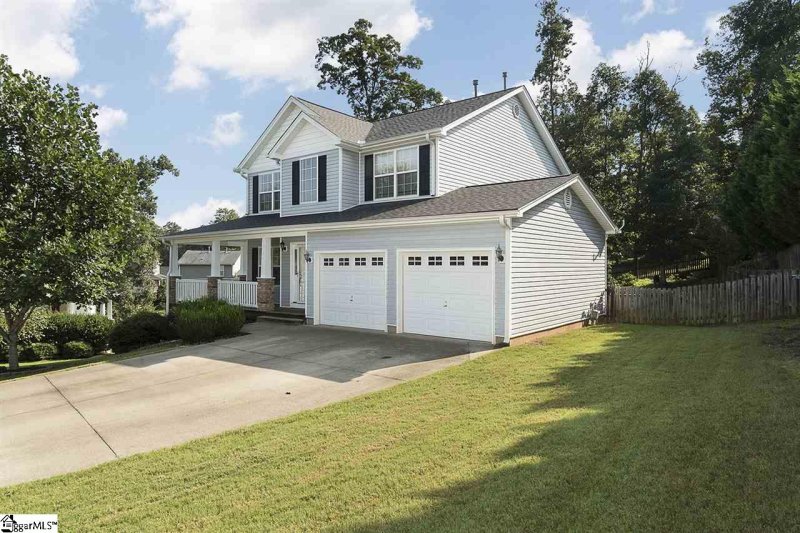 Property image 2 at 206 Gold Thread Way, Taylors, SC 29687