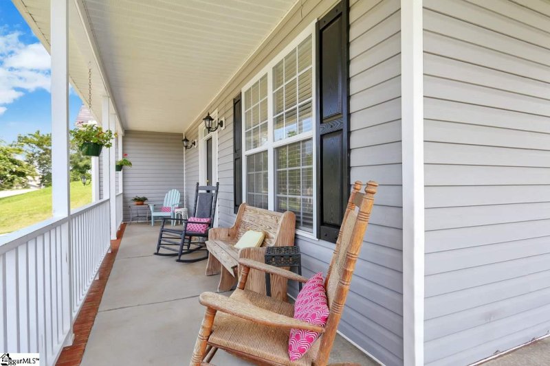 Property image 5 at 107 Spindleback Way, Greer, SC 29651