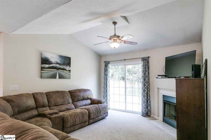 Property image 5 at 17 Falcon Ridge Way, Greer, SC 29650