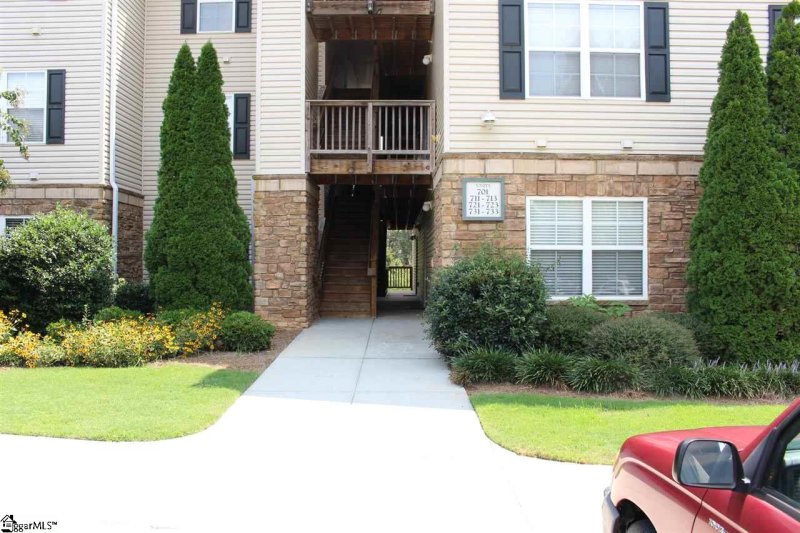 Property image 2 at 722 Lookover Drive, Anderson, SC 29621